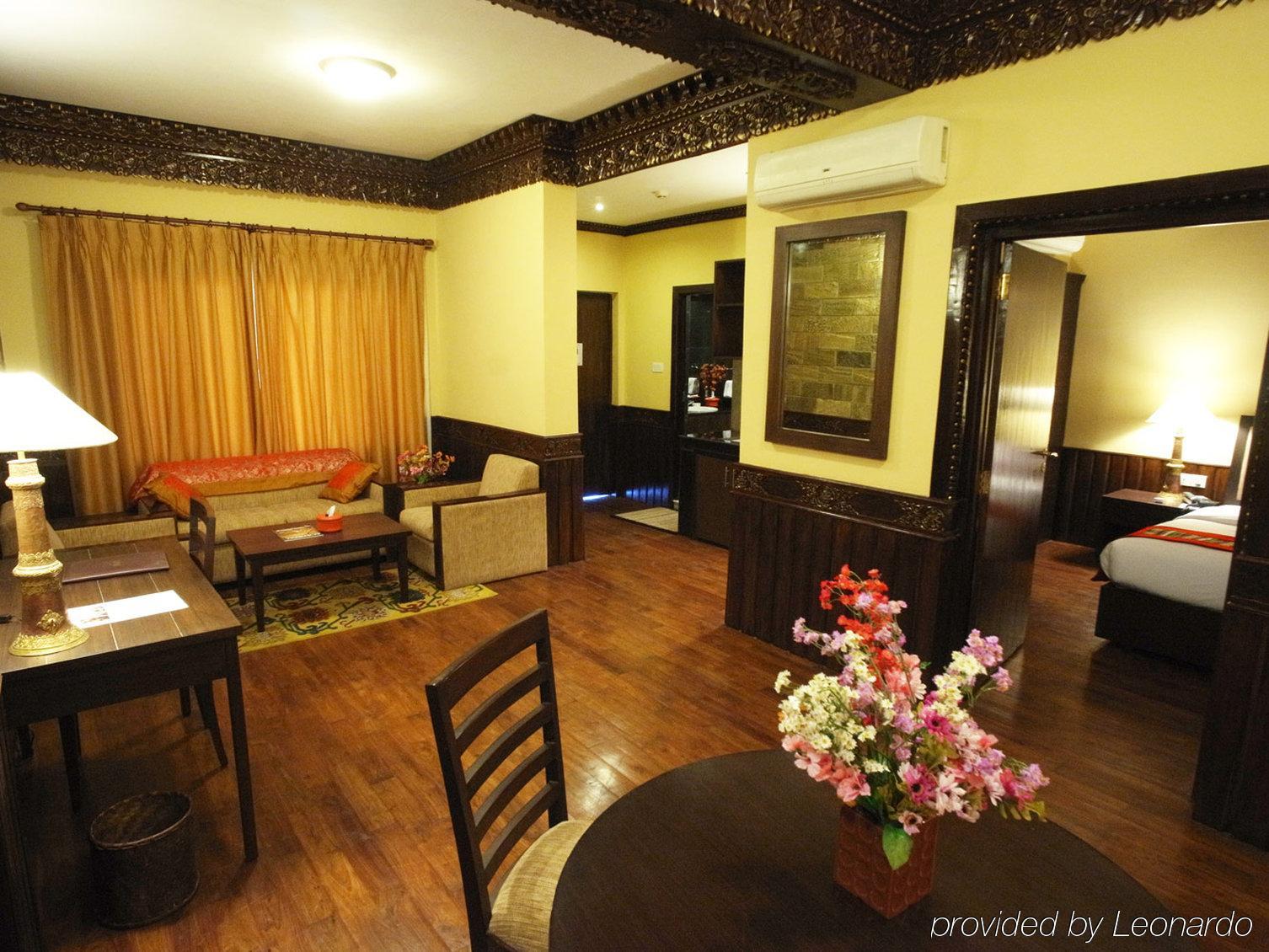 Hotel Tibet International Katmandu Szoba fotó