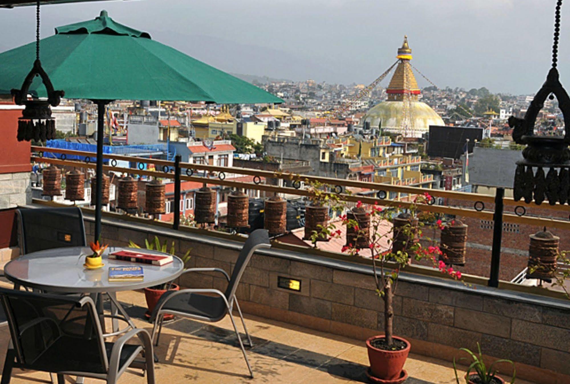 Hotel Tibet International Katmandu Kültér fotó